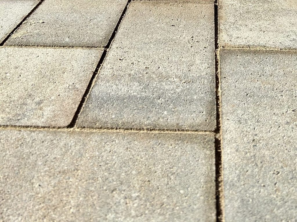 Pflaster- und Bauarbeiten